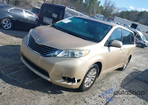 2012 Toyota Sienna Xle V6 8 Passenger из США, поврежденный, VIN 5TDYK3DCXCS234828